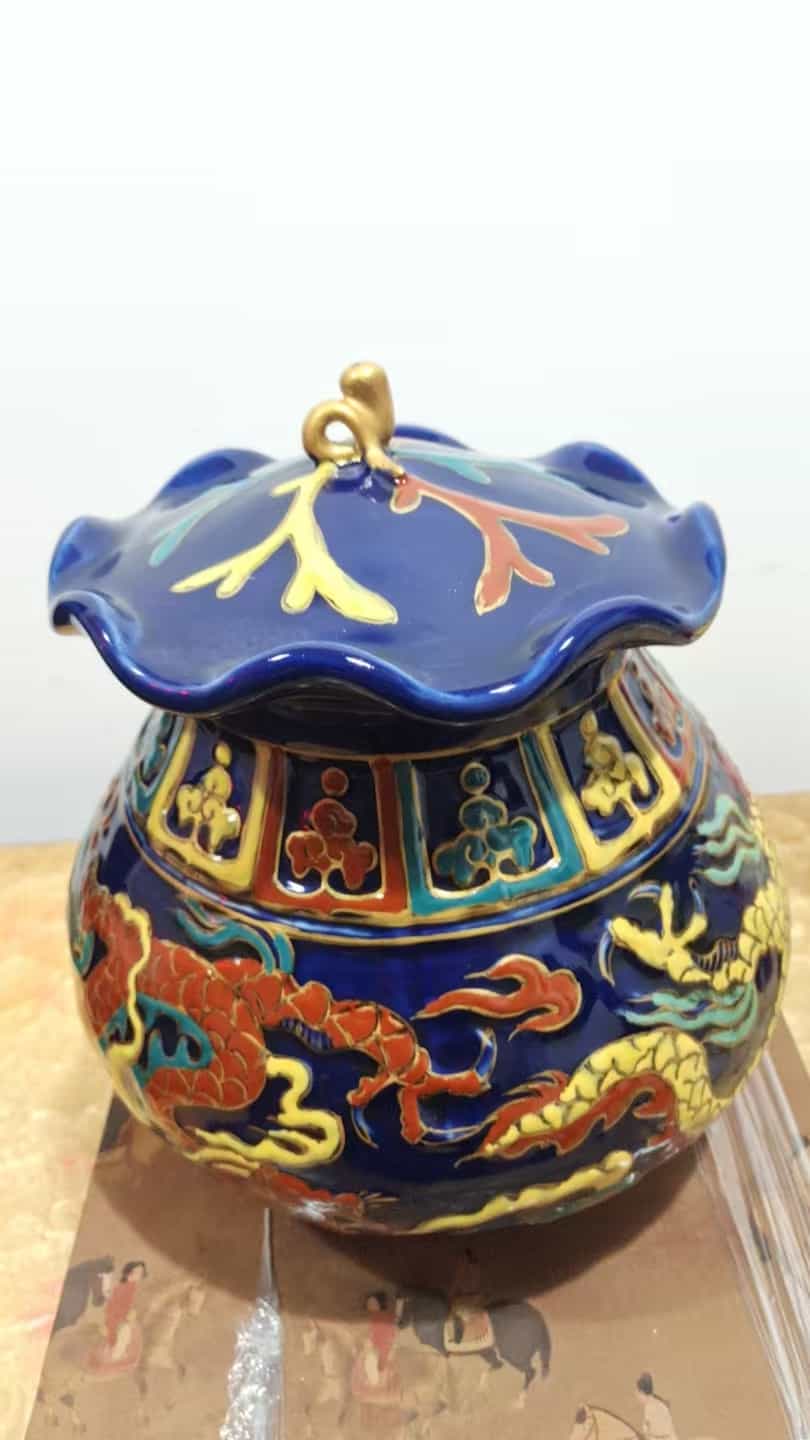 艺术品交流中心