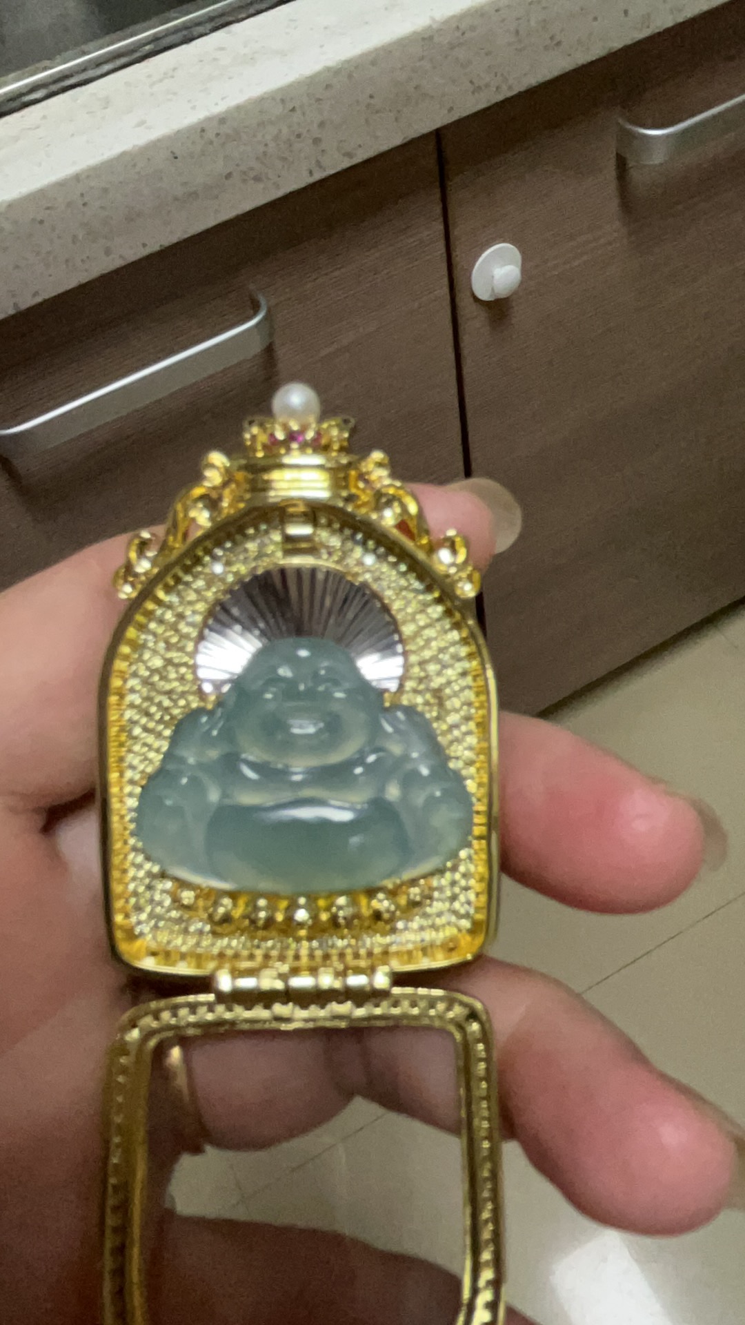 【V】高冰翡翠佛公吊坠-资源网