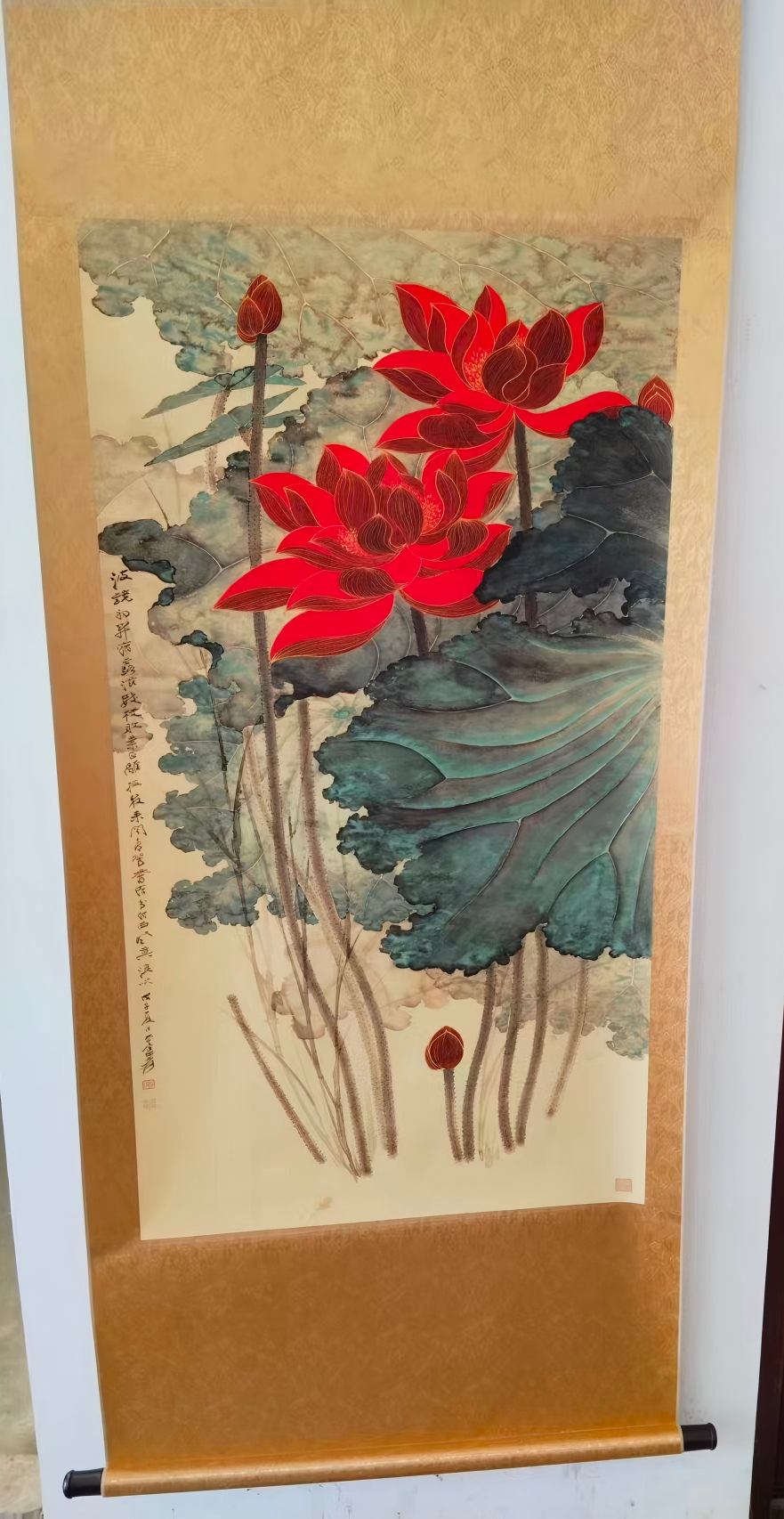 【V】张大千《连池姿容》-资源网