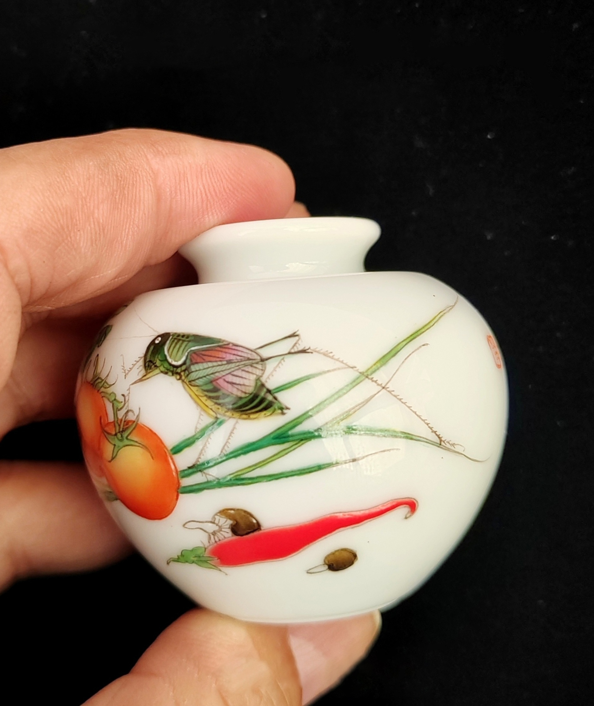 【V】郎世宁 雍正年制世世当官（蝈蝈） 把玩件-资源网