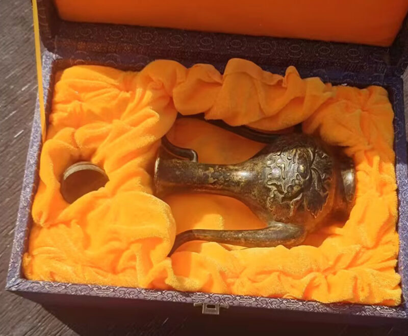 【V】青铜执壶-资源网