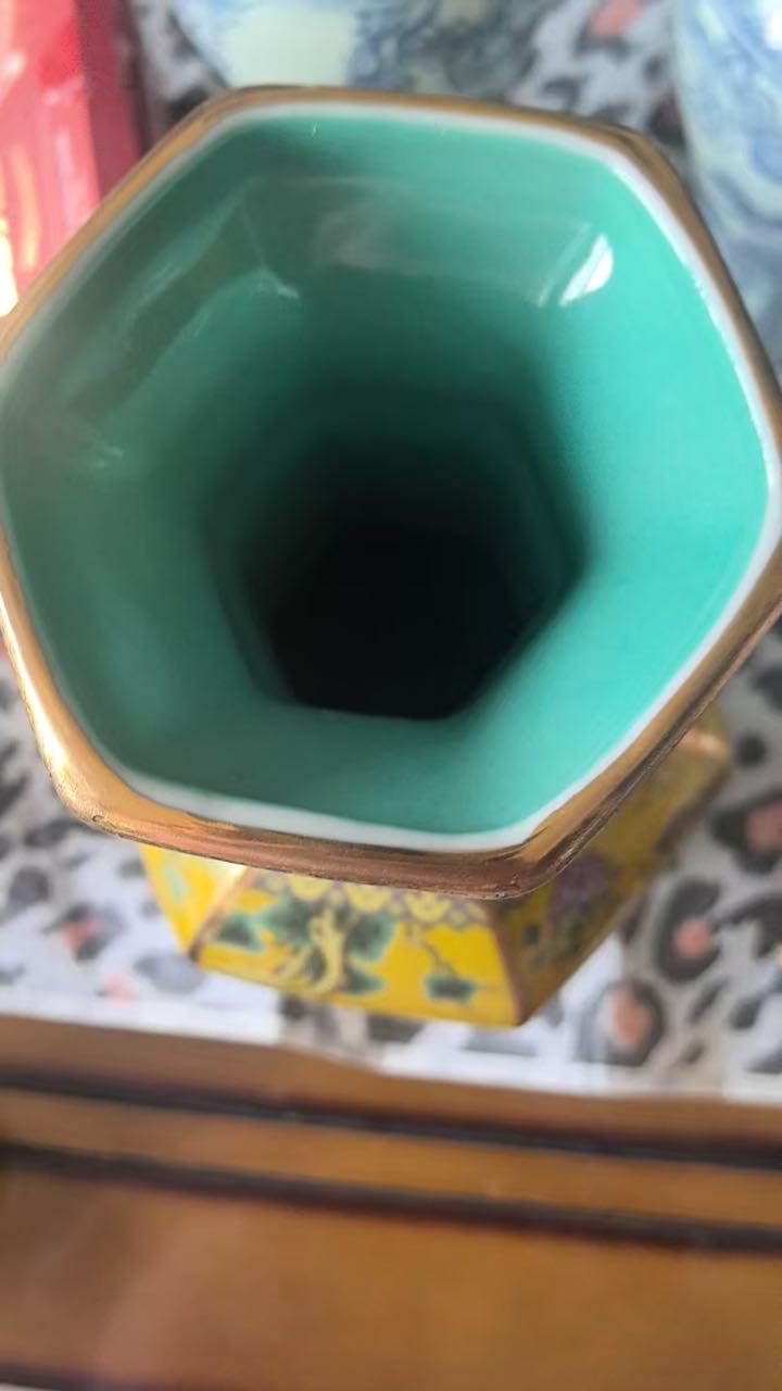 艺术品交流中心